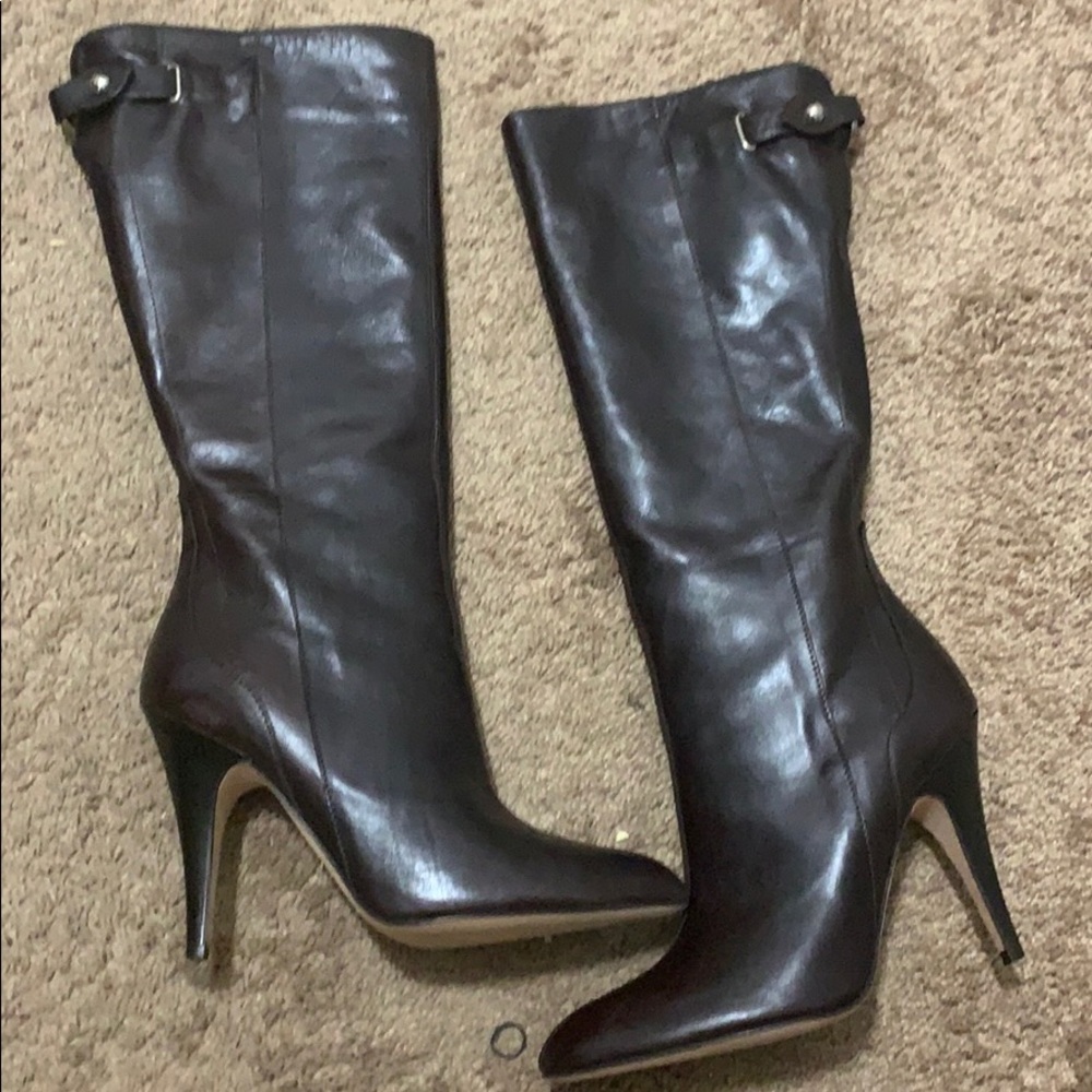 Like new leather boots